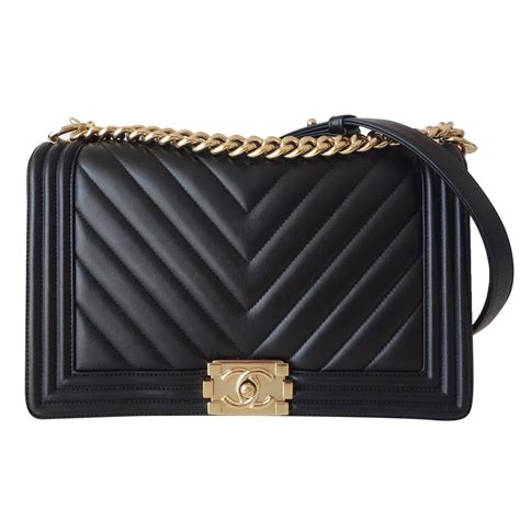 chevron boy chanel|sac Chanel boy authentique.